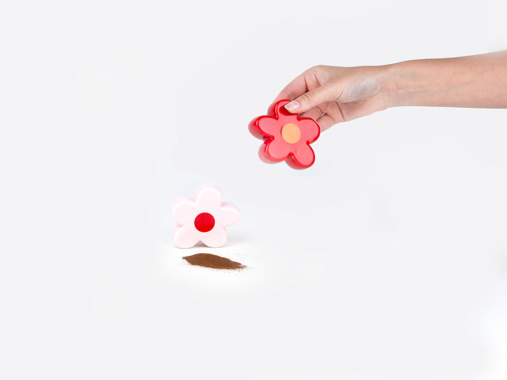 Daisy salt & pebersæt - rød/pink